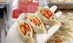 自帶流量、供不應(yīng)求，網(wǎng)紅“開口笑”龍蝦鍋貼能“笑”多久？