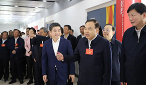 十三?。▍^）政協“扛穩糧食安全責任”考察組蒞臨新鄉千味央廚調研